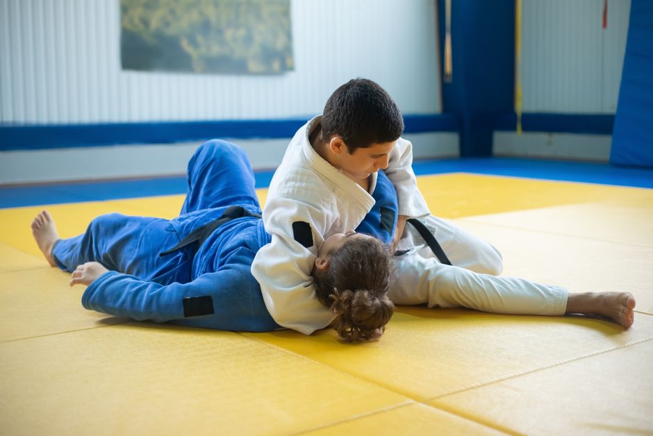 &Eacute;quipement d'arts martiaux kimonos judo, karat&eacute; & jjb